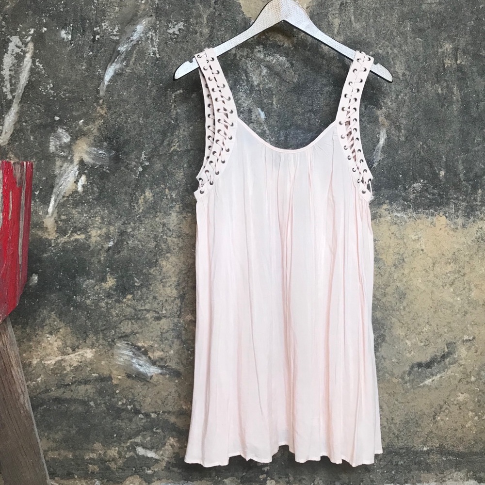 blush pink tank w pockets lace up shoulder Y2K Millau